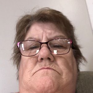 Meet your Posher, Carla